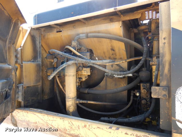 image for item IL9763 1994 Caterpillar 322 L  excavator