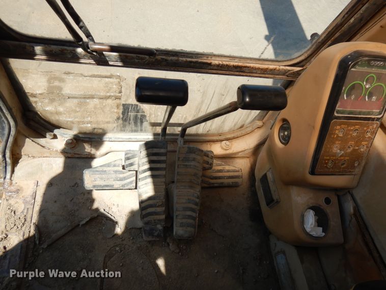 image for item IL9763 1994 Caterpillar 322 L  excavator