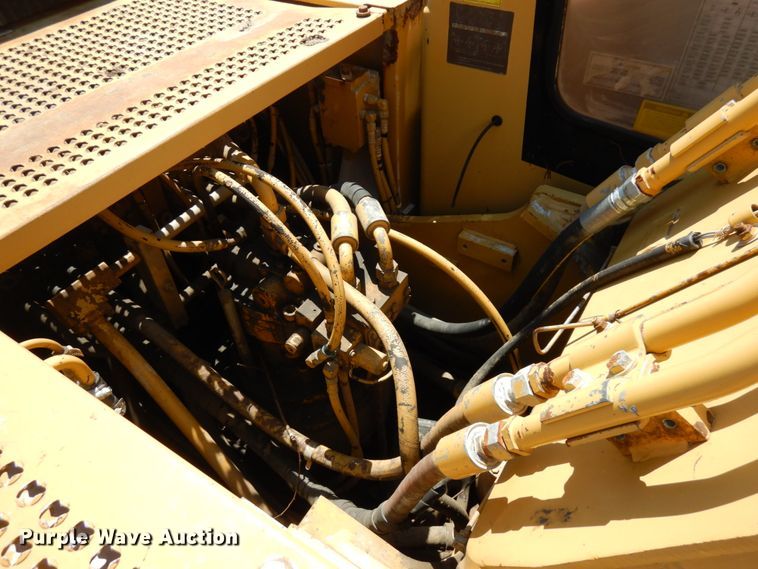 image for item IL9763 1994 Caterpillar 322 L  excavator