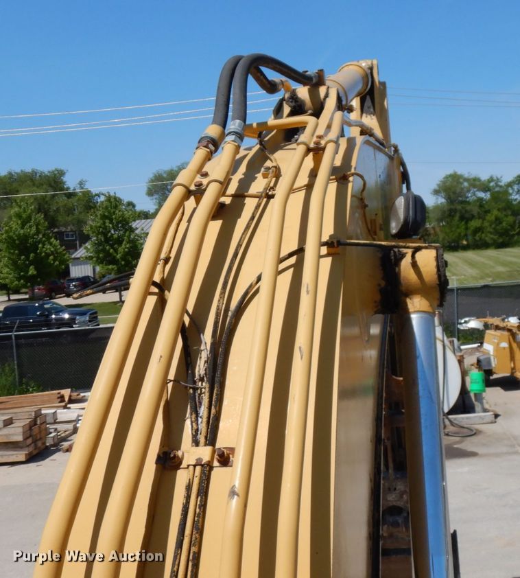 image for item IL9763 1994 Caterpillar 322 L  excavator