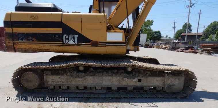 image for item IL9763 1994 Caterpillar 322 L  excavator