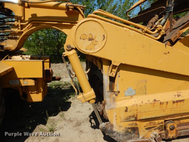image for item IL9767 1984 Caterpillar 613B  elevating scraper