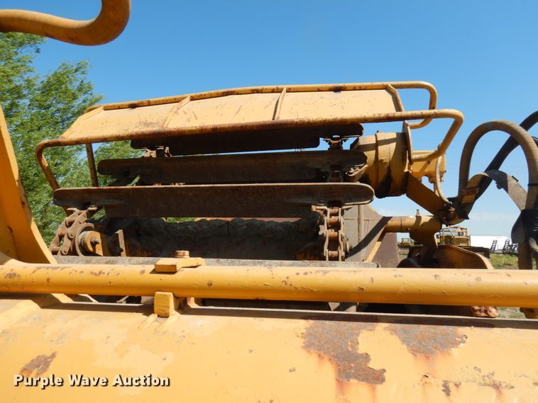 image for item IL9767 1984 Caterpillar 613B  elevating scraper