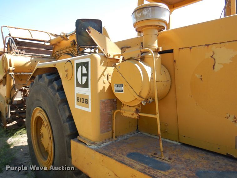 image for item IL9767 1984 Caterpillar 613B  elevating scraper