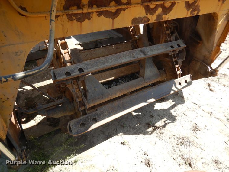 image for item IL9767 1984 Caterpillar 613B  elevating scraper