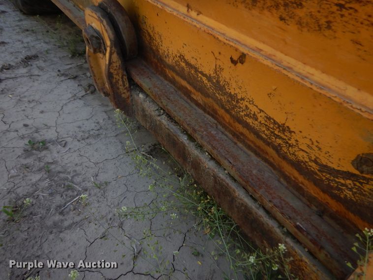 image for item IL9767 1984 Caterpillar 613B  elevating scraper