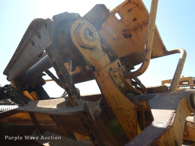 image for item IL9767 1984 Caterpillar 613B  elevating scraper