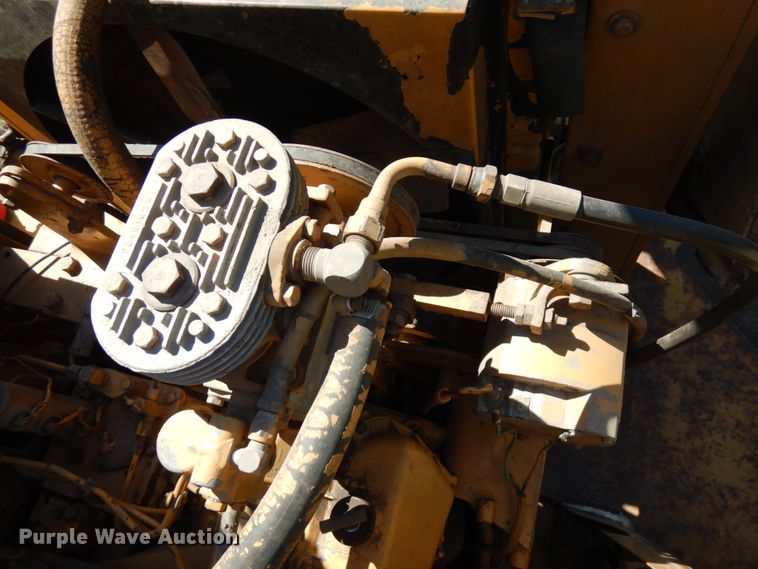 image for item IL9767 1984 Caterpillar 613B  elevating scraper