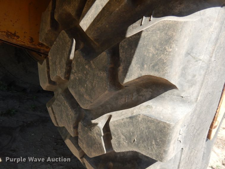 image for item IL9767 1984 Caterpillar 613B  elevating scraper