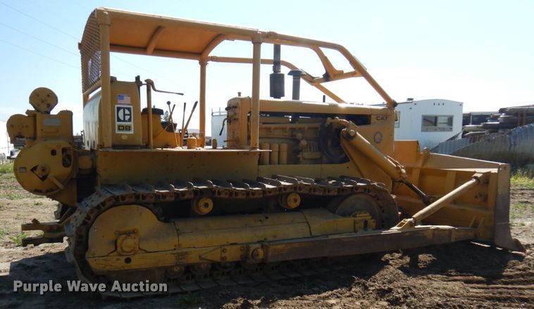 image for item IL9768 Caterpillar D8  dozer