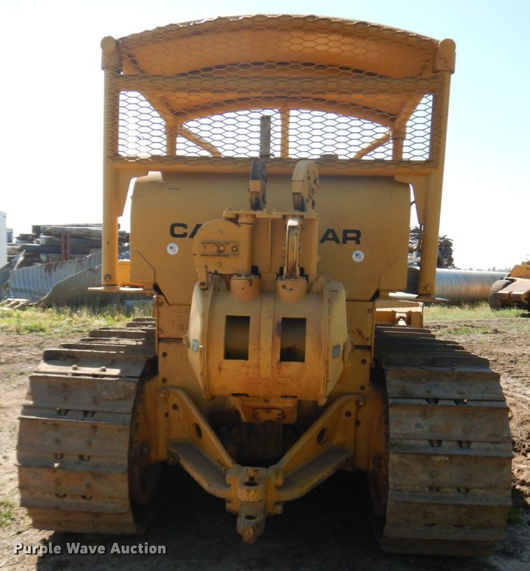 image for item IL9768 Caterpillar D8  dozer