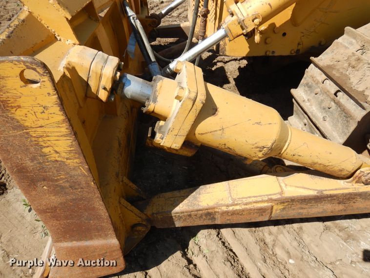 image for item IL9768 Caterpillar D8  dozer