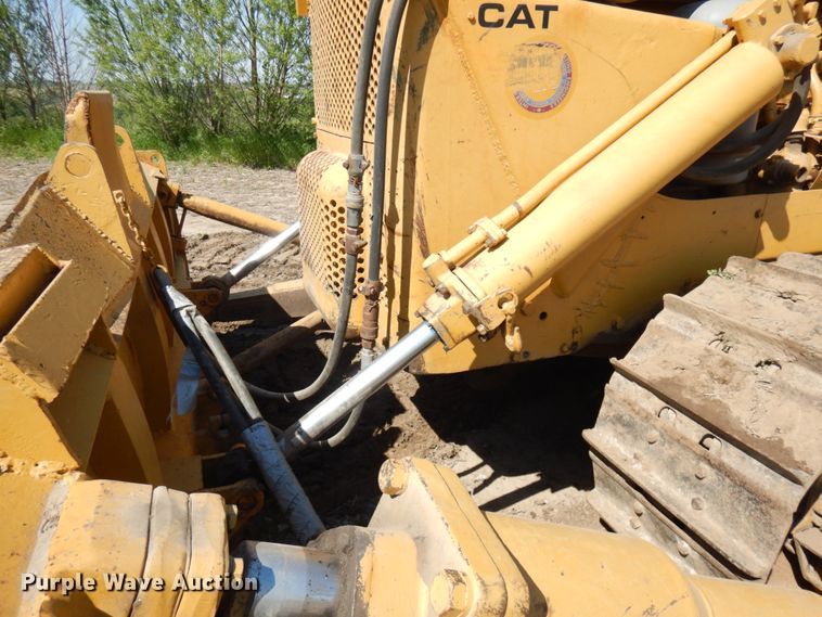 image for item IL9768 Caterpillar D8  dozer