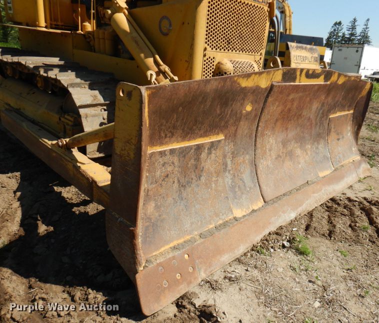image for item IL9768 Caterpillar D8  dozer