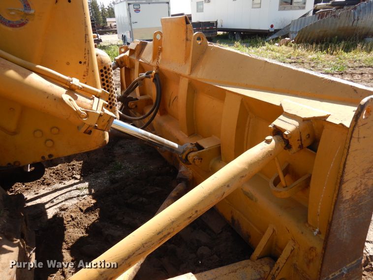 image for item IL9768 Caterpillar D8  dozer