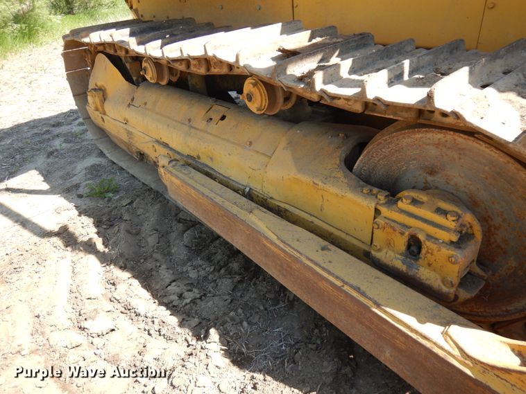 image for item IL9768 Caterpillar D8  dozer