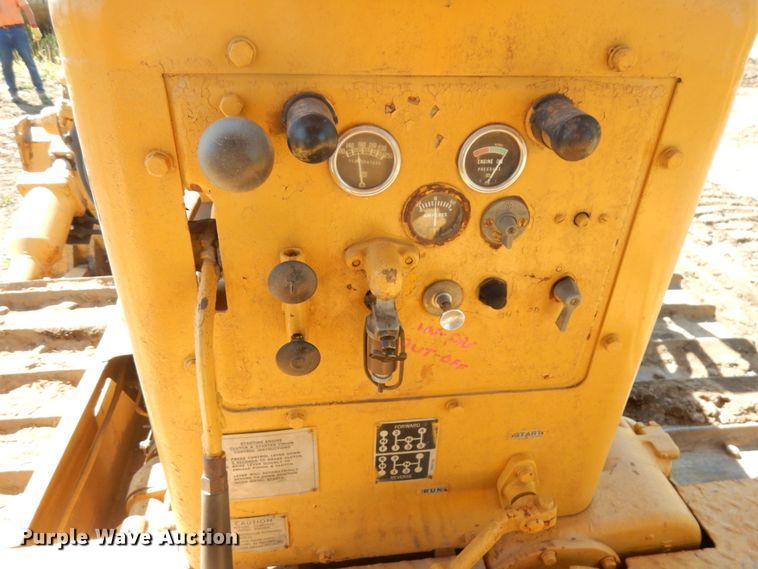 image for item IL9768 Caterpillar D8  dozer