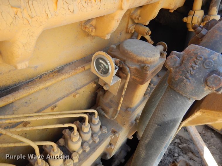 image for item IL9768 Caterpillar D8  dozer