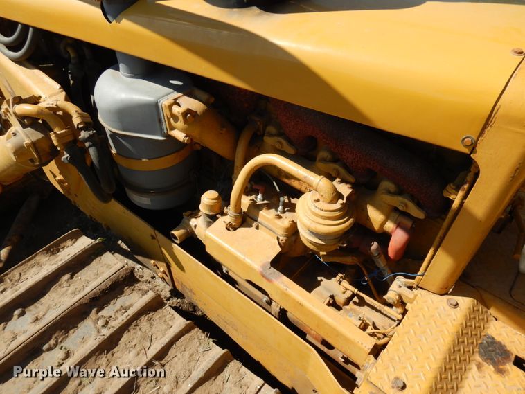 image for item IL9768 Caterpillar D8  dozer