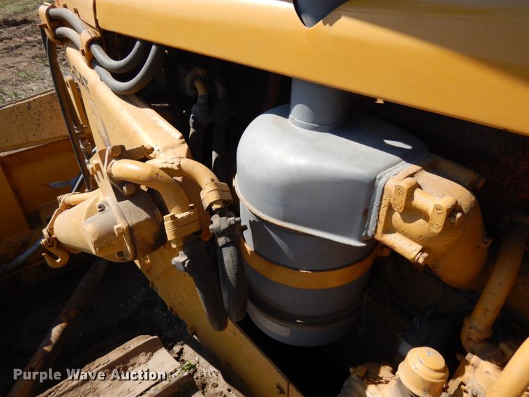 image for item IL9768 Caterpillar D8  dozer