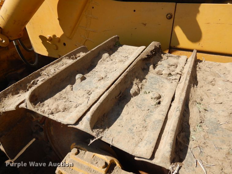 image for item IL9768 Caterpillar D8  dozer