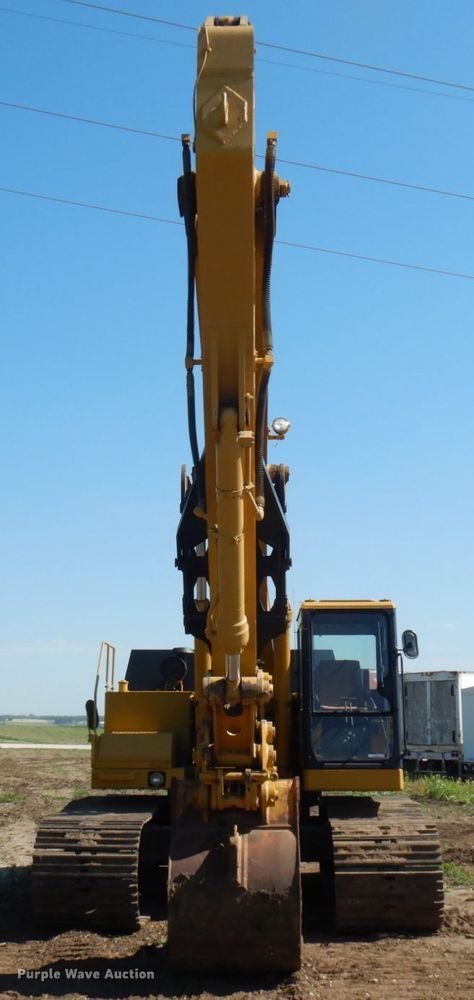 image for item IL9769 1990 Caterpillar EL300B  excavator
