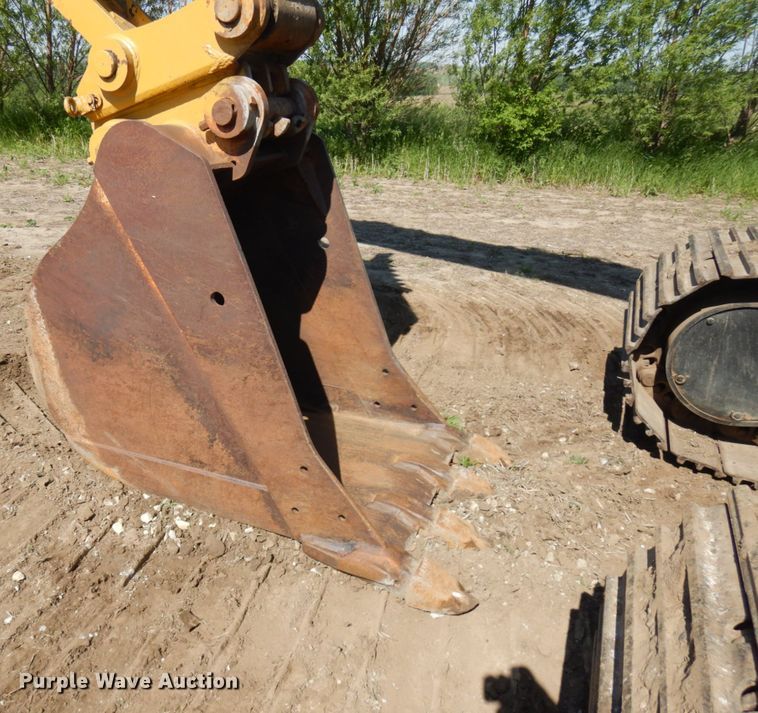 image for item IL9769 1990 Caterpillar EL300B  excavator