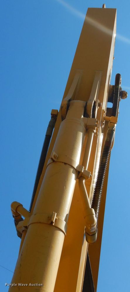 image for item IL9769 1990 Caterpillar EL300B  excavator