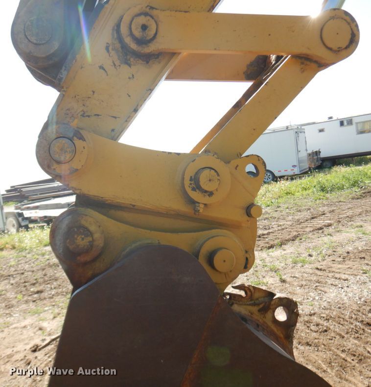 image for item IL9769 1990 Caterpillar EL300B  excavator