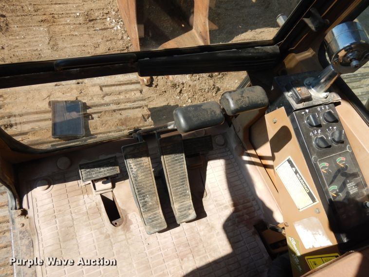 image for item IL9769 1990 Caterpillar EL300B  excavator