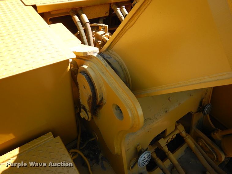 image for item IL9769 1990 Caterpillar EL300B  excavator