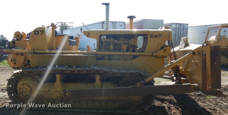 image for item IL9770 Caterpillar D7  dozer