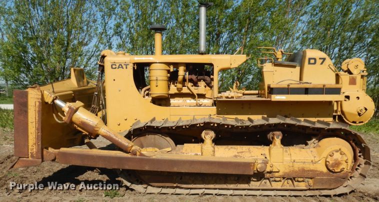 image for item IL9770 Caterpillar D7  dozer