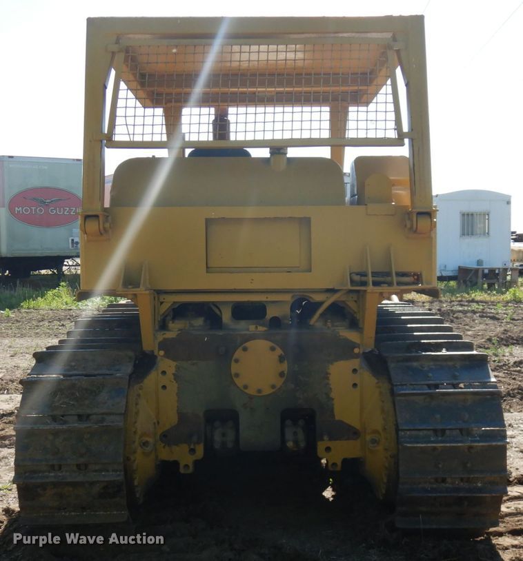 image for item IL9771 1968 Caterpillar D7E  dozer