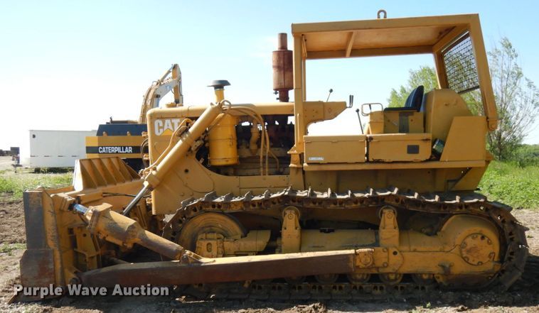 image for item IL9771 1968 Caterpillar D7E  dozer