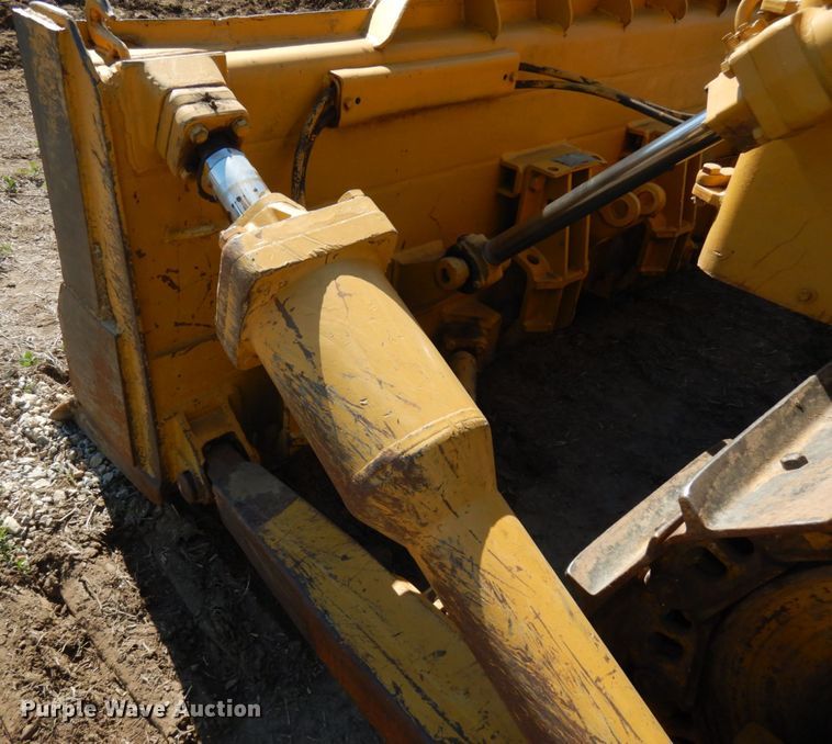image for item IL9771 1968 Caterpillar D7E  dozer