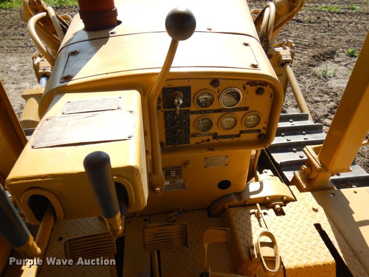 image for item IL9771 1968 Caterpillar D7E  dozer