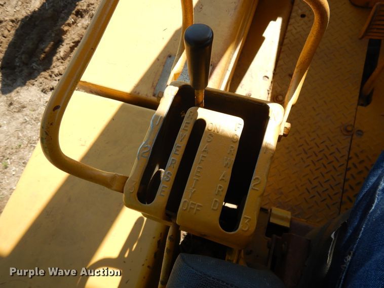 image for item IL9771 1968 Caterpillar D7E  dozer