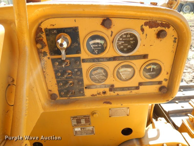 image for item IL9771 1968 Caterpillar D7E  dozer