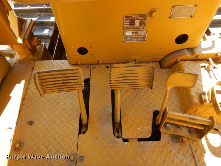 image for item IL9771 1968 Caterpillar D7E  dozer