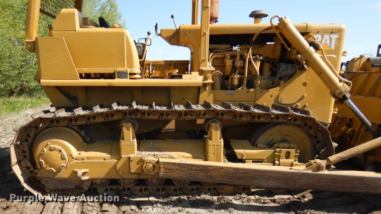 image for item IL9771 1968 Caterpillar D7E  dozer