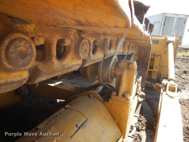 image for item IL9771 1968 Caterpillar D7E  dozer