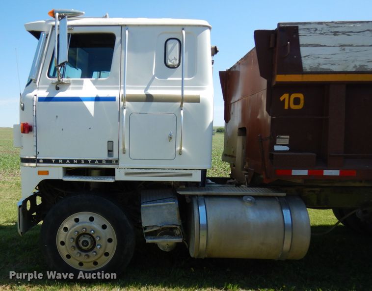 image for item IL9772 1977 International C0F4000B  dump truck