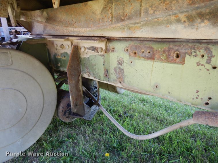 image for item IL9772 1977 International C0F4000B  dump truck