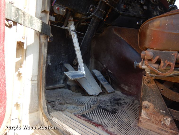 image for item IL9772 1977 International C0F4000B  dump truck