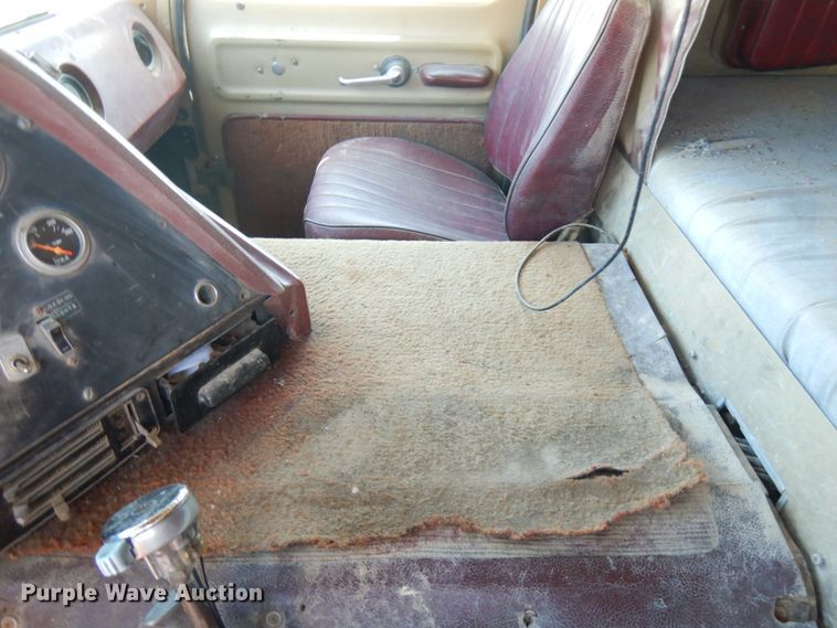 image for item IL9772 1977 International C0F4000B  dump truck