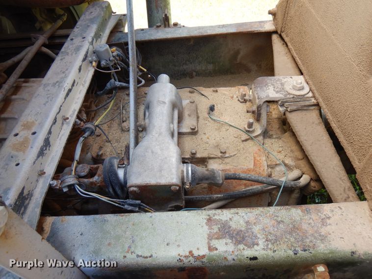 image for item IL9772 1977 International C0F4000B  dump truck