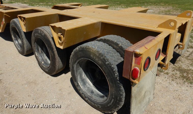 image for item IL9773 1991 Wall  lowboy equipment trailer