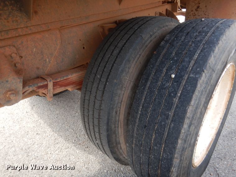 image for item IP9869 1995 GMC TopKick C6500  dump truck