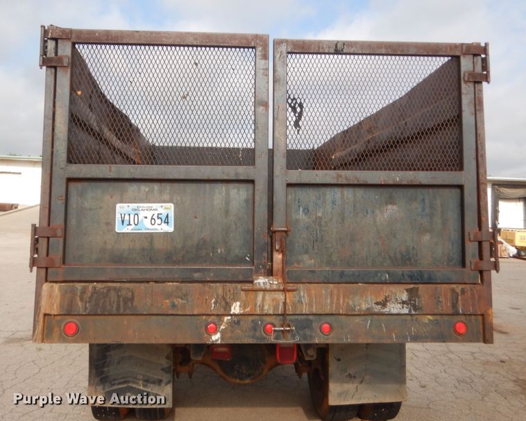image for item IP9870 1999 International 4700  dump truck